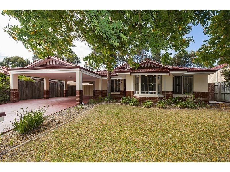 12 Woodhouse Circuit, Canning Vale WA 6155