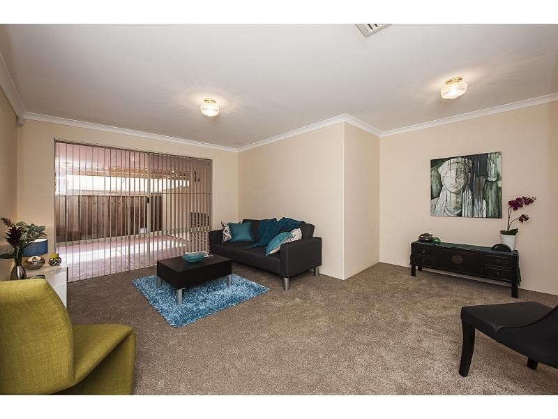 12 Woodhouse Circuit, Canning Vale WA 6155