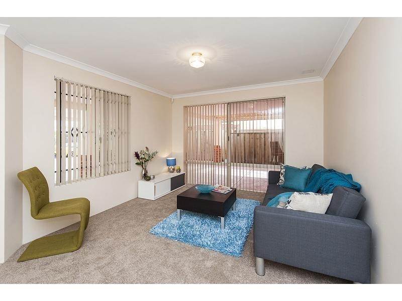 12 Woodhouse Circuit, Canning Vale WA 6155
