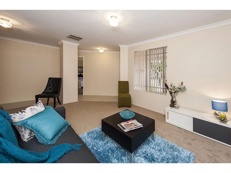 12 Woodhouse Circuit, Canning Vale WA 6155