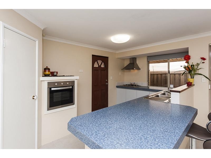 12 Woodhouse Circuit, Canning Vale WA 6155