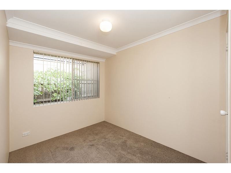 12 Woodhouse Circuit, Canning Vale WA 6155