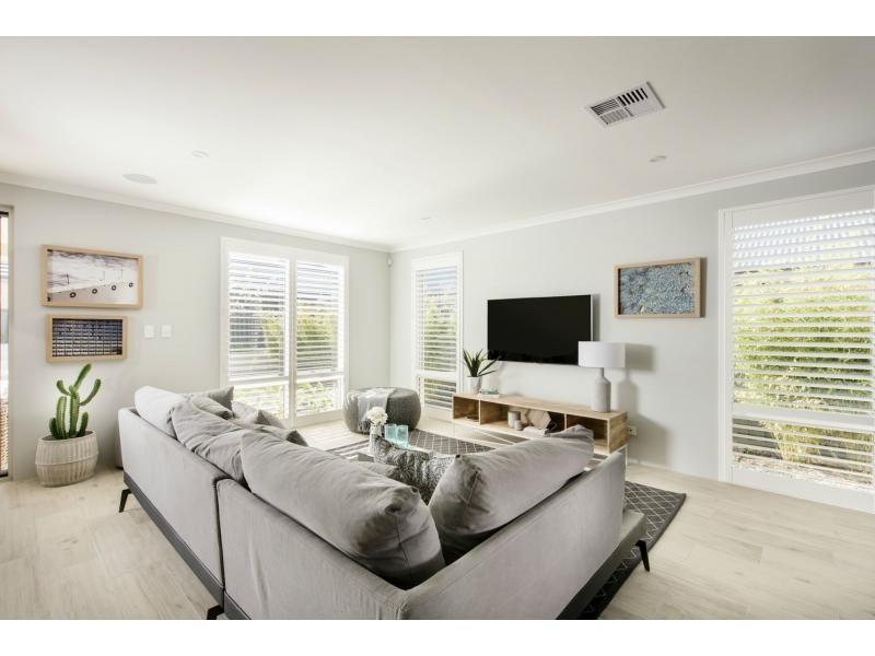 9 Cilantro Parkway, Banjup WA 6164