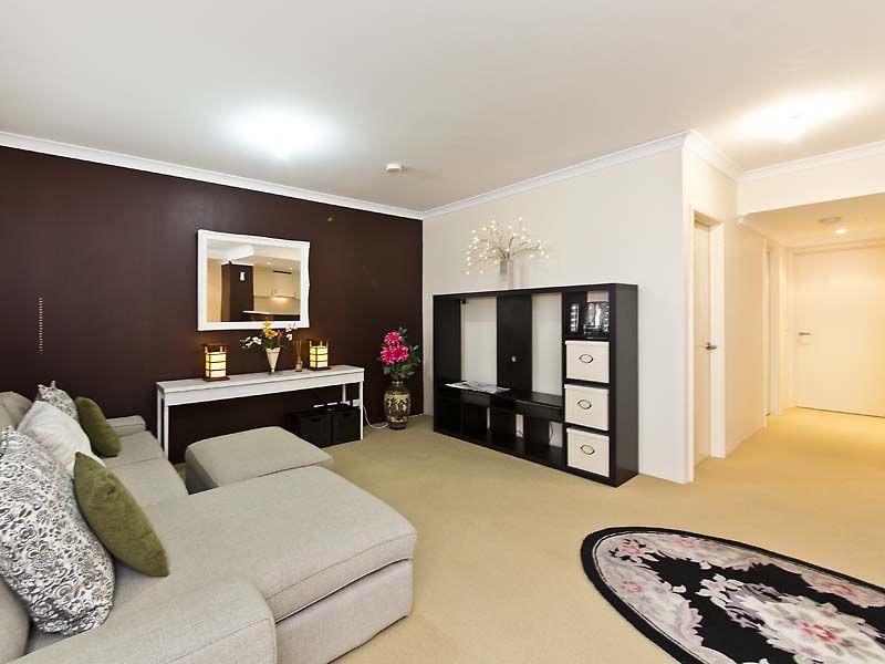 83/17 Rockingham Beach Road, Rockingham WA 6168