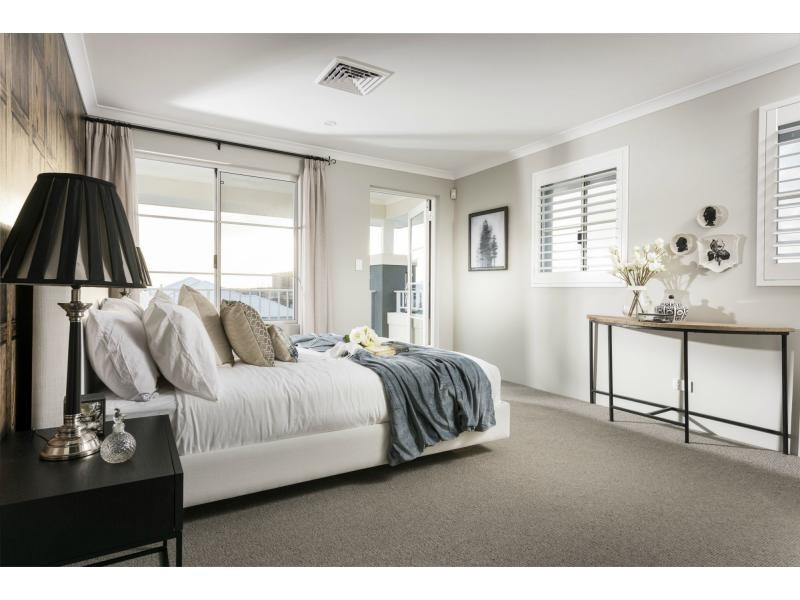 31 Midsummer Avenue, Jindalee WA 6036