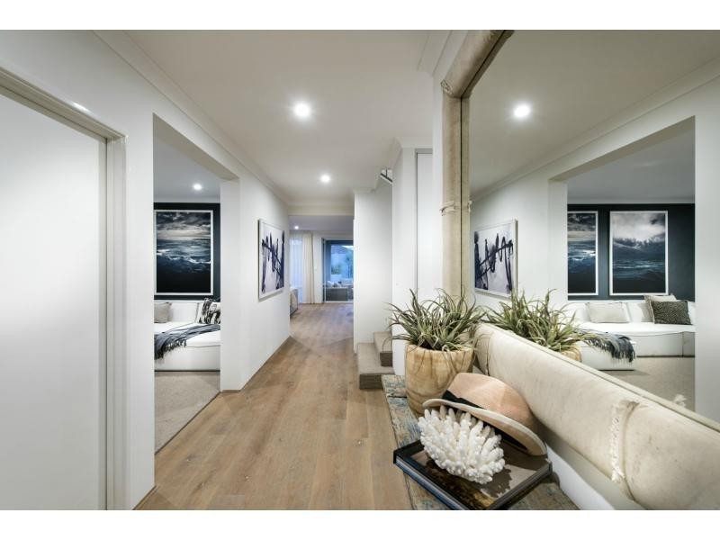 52 Sumich Gardens, Coogee WA 6166