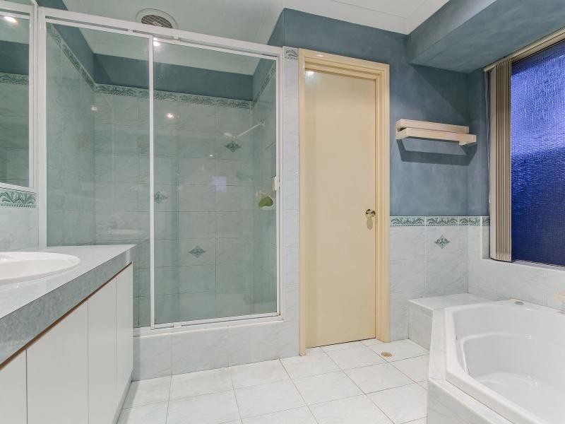 22 Fathom Ramble, Waikiki WA 6169