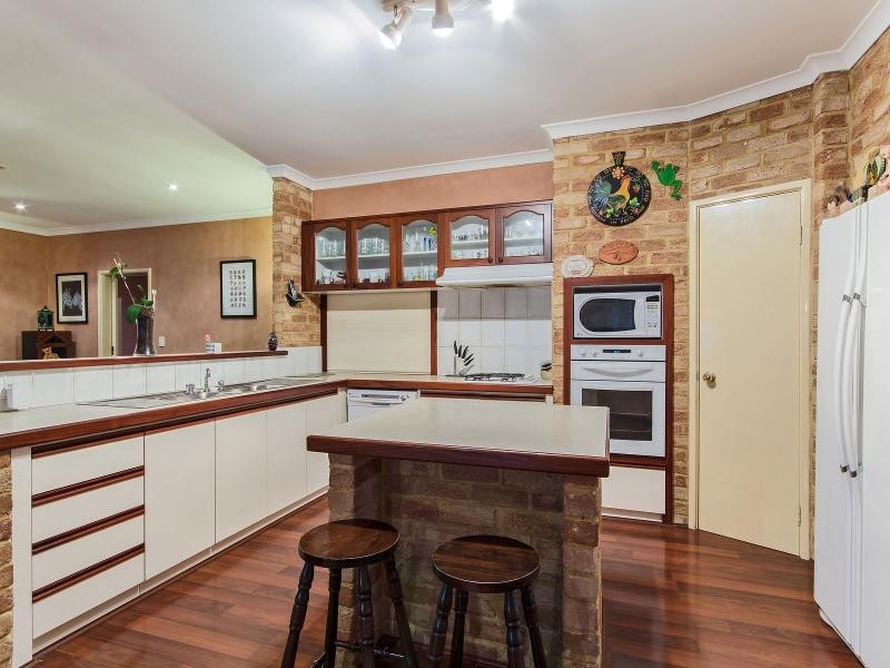 22 Fathom Ramble, Waikiki WA 6169