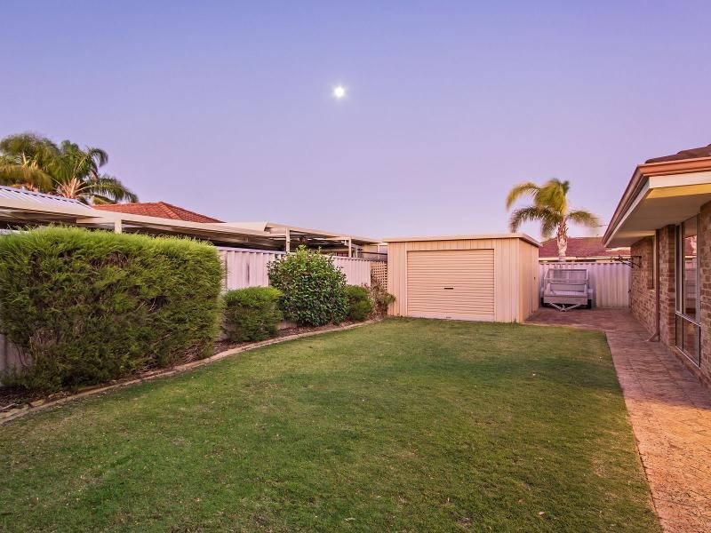 22 Fathom Ramble, Waikiki WA 6169