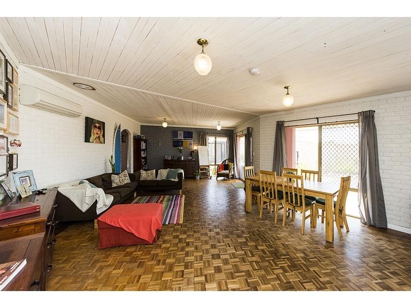 6 Reef Place, Safety Bay WA 6169