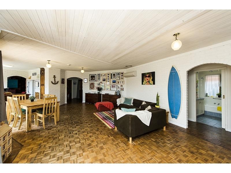 6 Reef Place, Safety Bay WA 6169