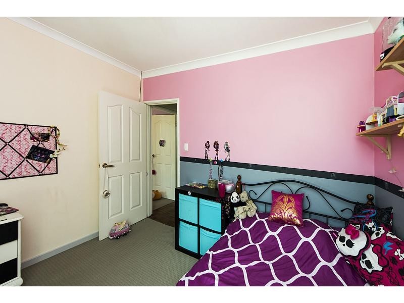 6 Reef Place, Safety Bay WA 6169