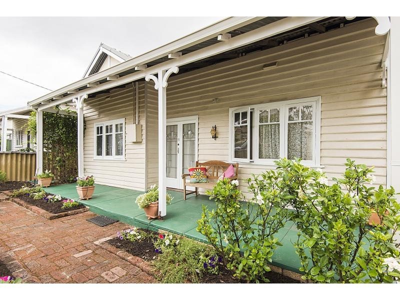 26 Second Avenue, Kensington WA 6151