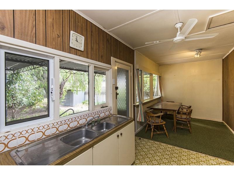 26 Second Avenue, Kensington WA 6151