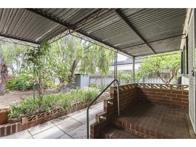 26 Second Avenue, Kensington WA 6151