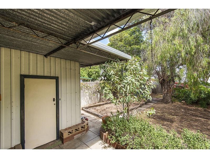 26 Second Avenue, Kensington WA 6151