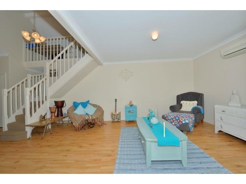 9/8 Moat Street, Mandurah WA 6210