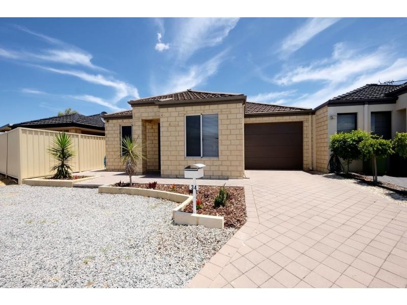 34 Oman Pass, Canning Vale WA 6155