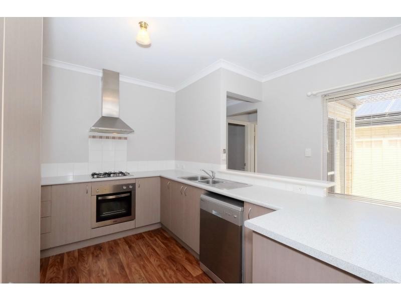34 Oman Pass, Canning Vale WA 6155