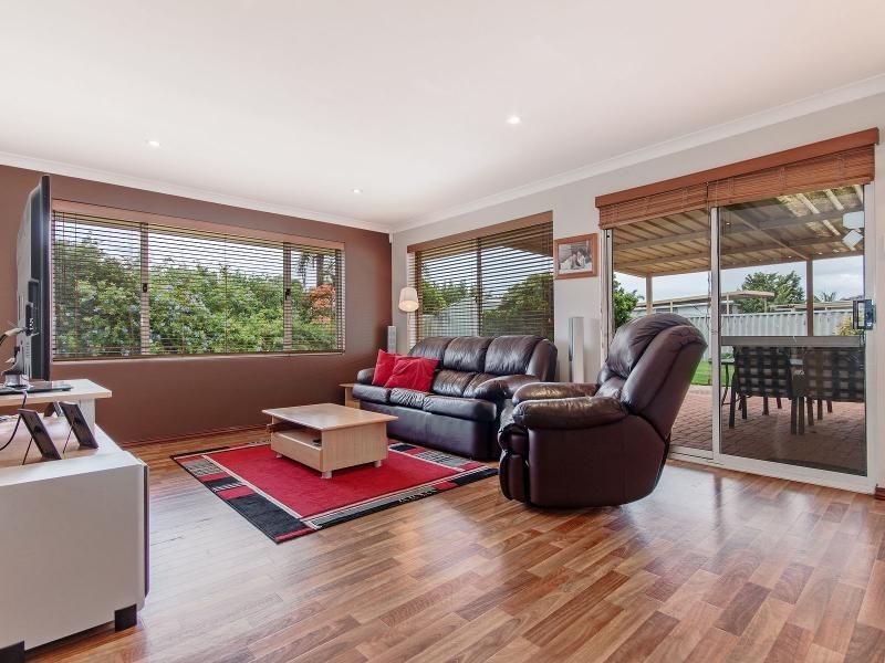 25 Kingsford Court, Port Kennedy WA 6172