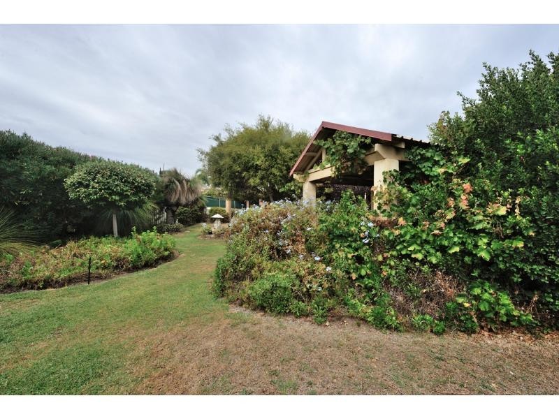 10 Annean Loop, Cooloongup WA 6168