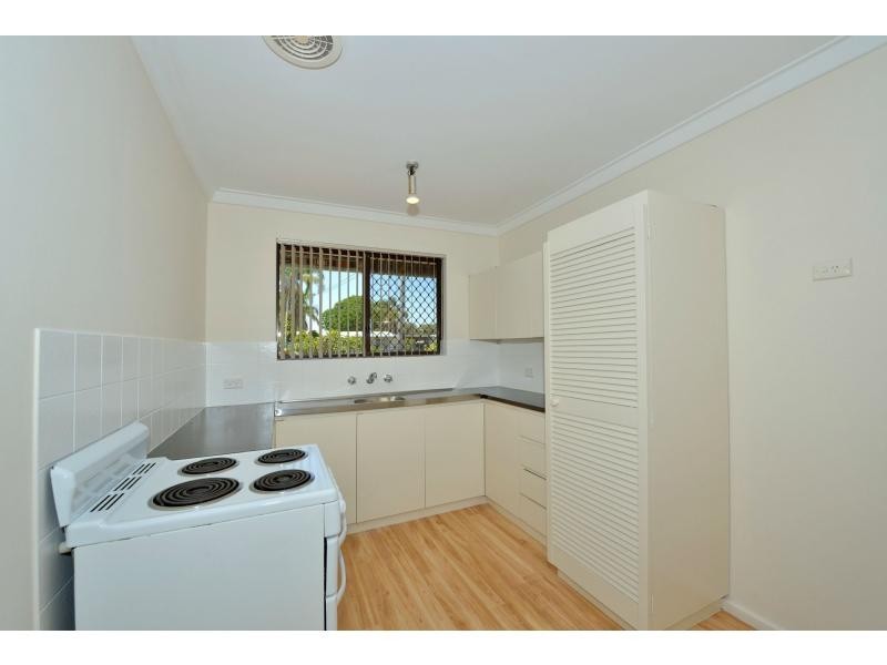 1B Eacott Street, Mandurah WA 6210