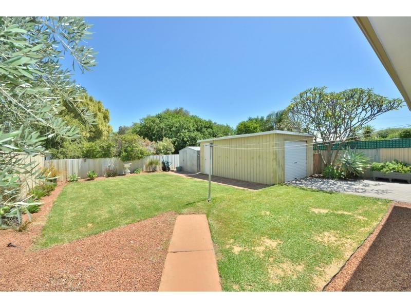 1B Eacott Street, Mandurah WA 6210
