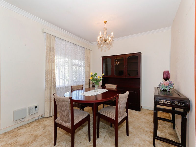 5 Thorman Place, Booragoon WA 6154