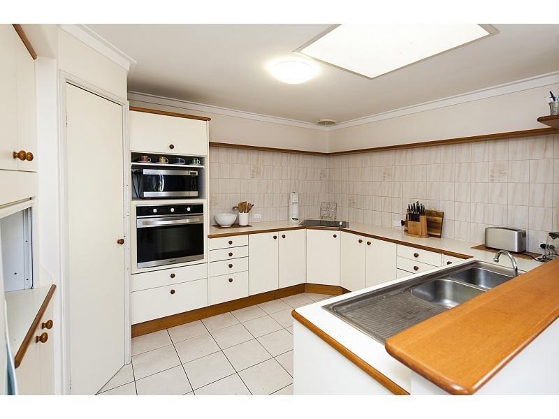 80 Hawker Avenue, Warwick WA 6024