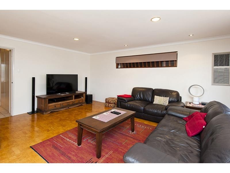 80 Hawker Avenue, Warwick WA 6024