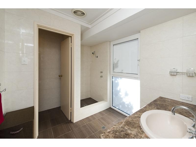 80 Hawker Avenue, Warwick WA 6024