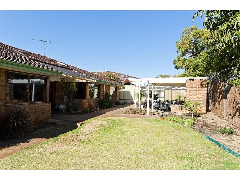 80 Hawker Avenue, Warwick WA 6024