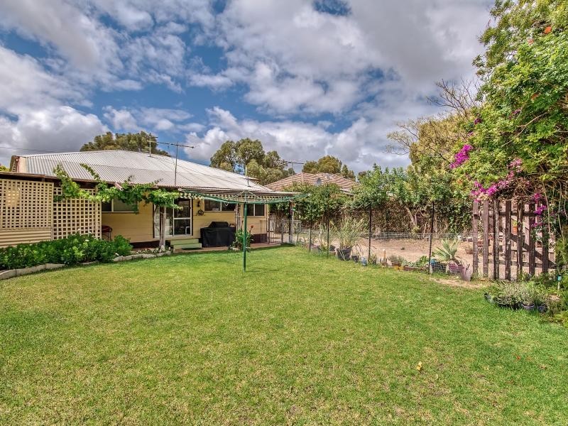 66 Lewington Street, Rockingham WA 6168