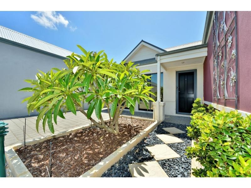 6/15 Creery Street, Dudley Park WA 6210