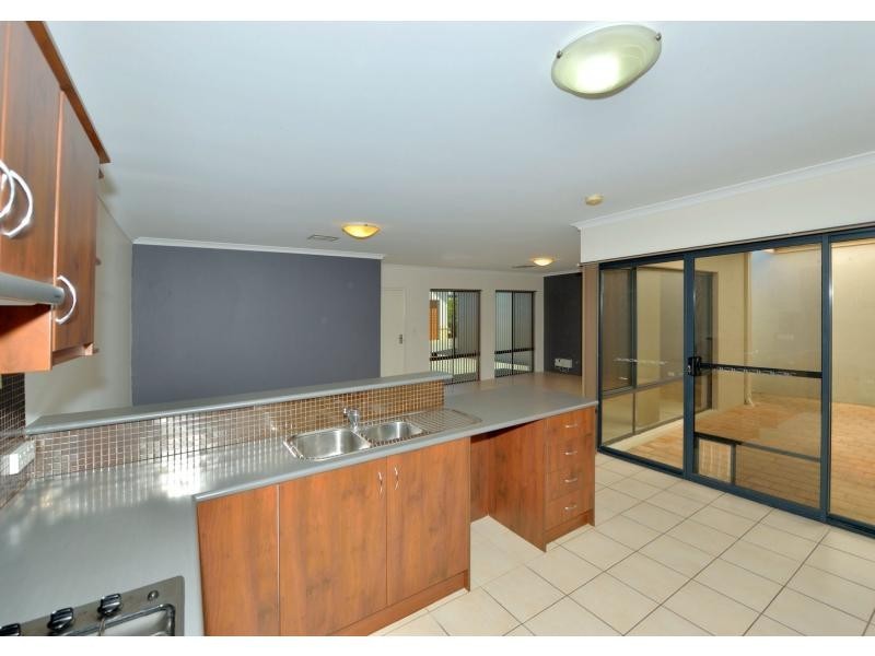 6/15 Creery Street, Dudley Park WA 6210