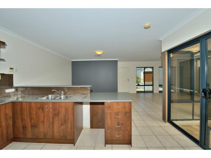 6/15 Creery Street, Dudley Park WA 6210