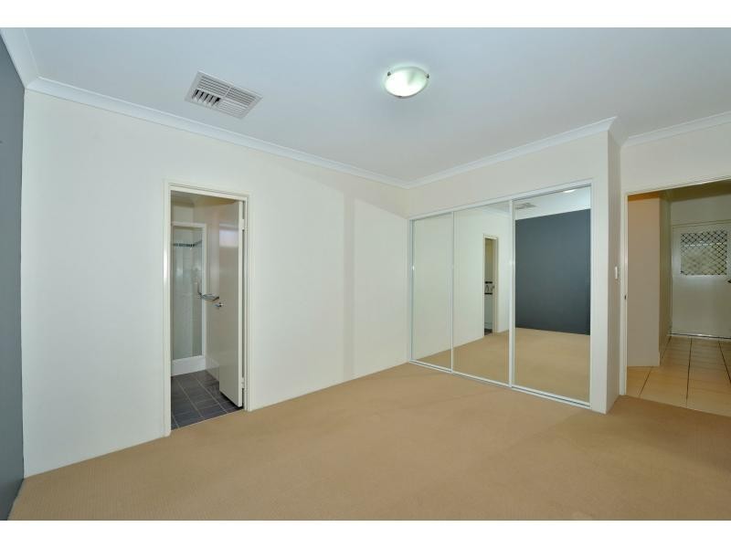 6/15 Creery Street, Dudley Park WA 6210