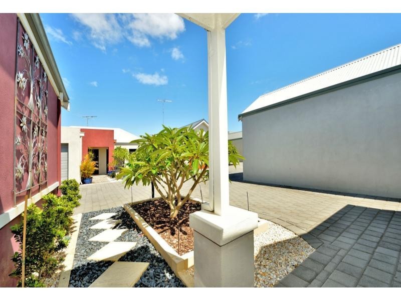 6/15 Creery Street, Dudley Park WA 6210