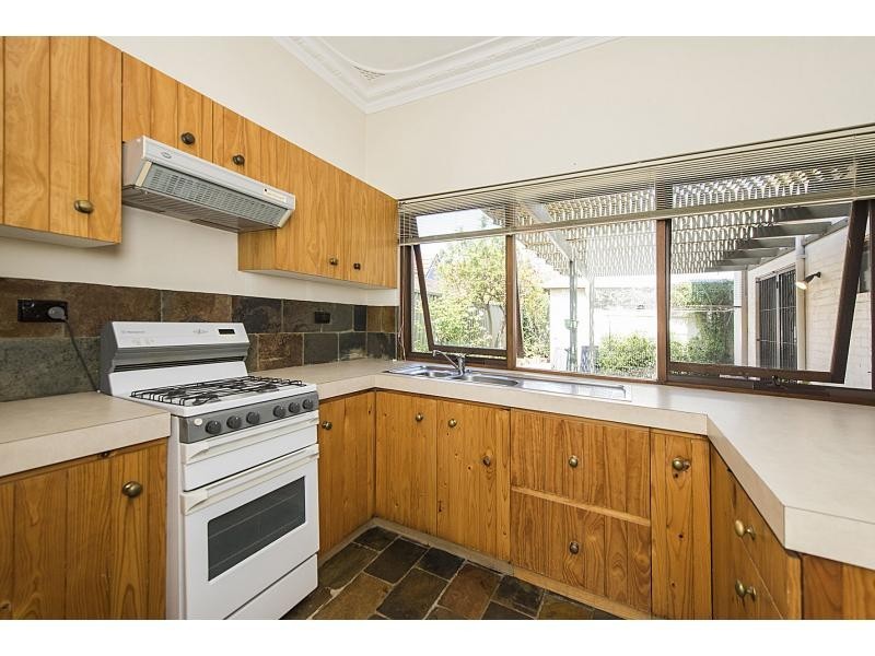 1/59 Lockhart Street, Como WA 6152