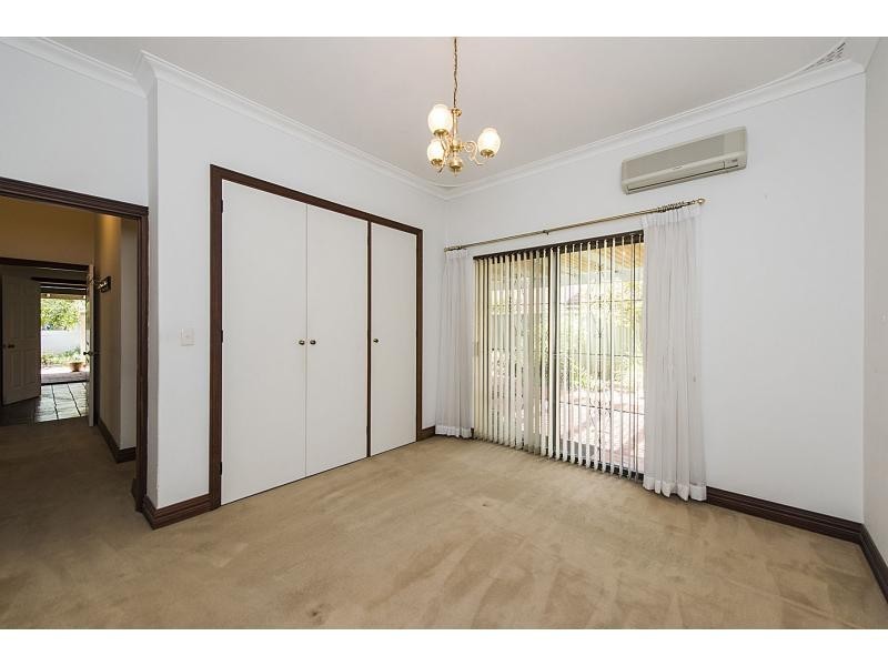 1/59 Lockhart Street, Como WA 6152