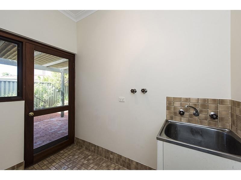 1/59 Lockhart Street, Como WA 6152