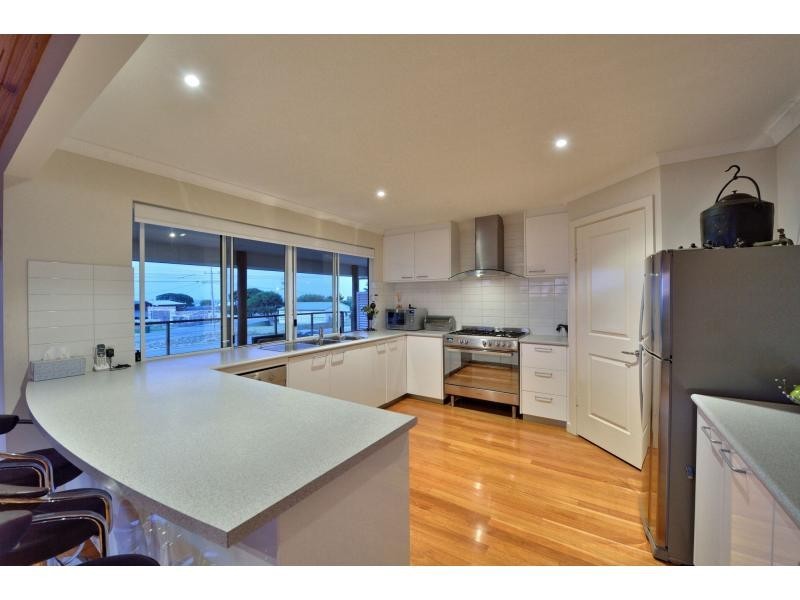 1 Maranel Street, Falcon WA 6210