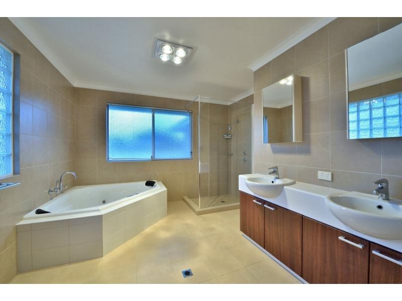 1 Maranel Street, Falcon WA 6210