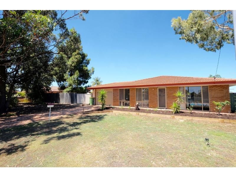 1 Gordon Place, Huntingdale WA 6110