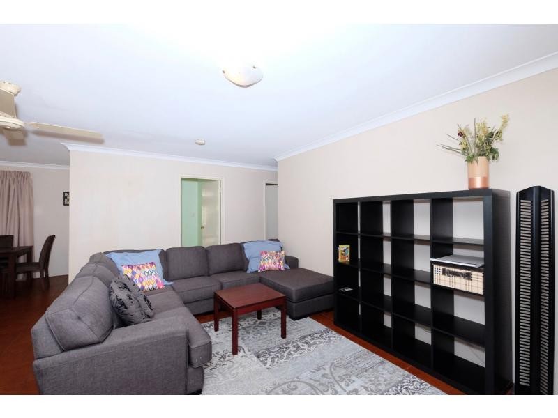 1 Gordon Place, Huntingdale WA 6110