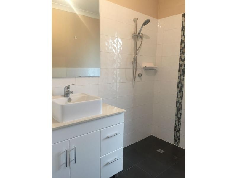 1 Gordon Place, Huntingdale WA 6110