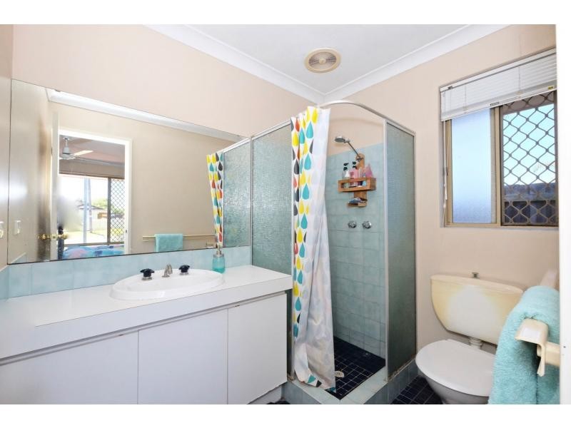 1 Gordon Place, Huntingdale WA 6110