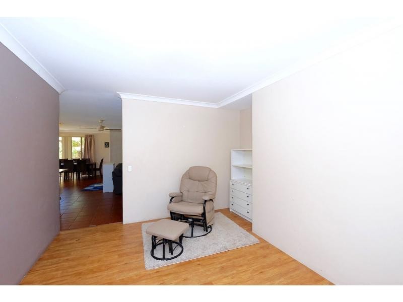 1 Gordon Place, Huntingdale WA 6110