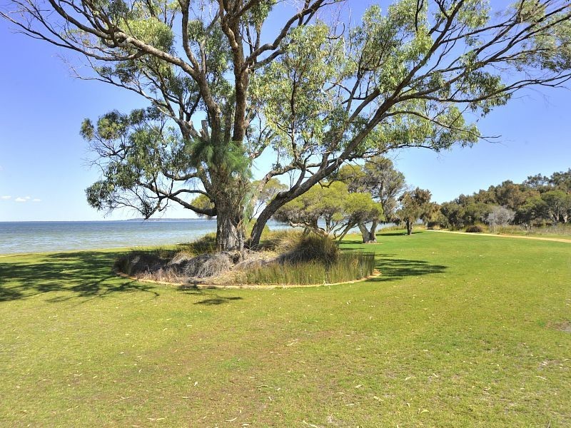 17 Enterprise Avenue, Falcon WA 6210