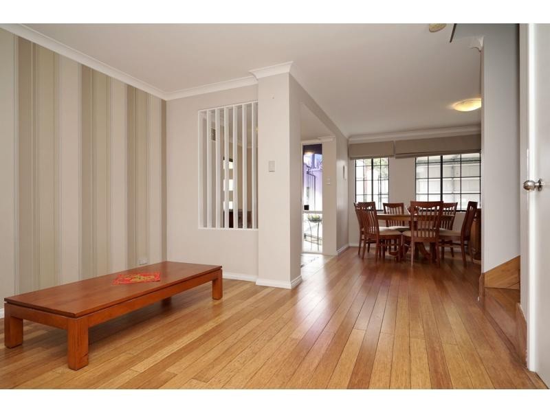 2/9 Kingston Avenue, West Perth WA 6005